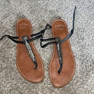 Gently Used: American Eagle Sandals : Sz: 9